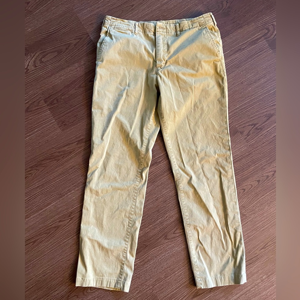 American Eagle Khaki Pants